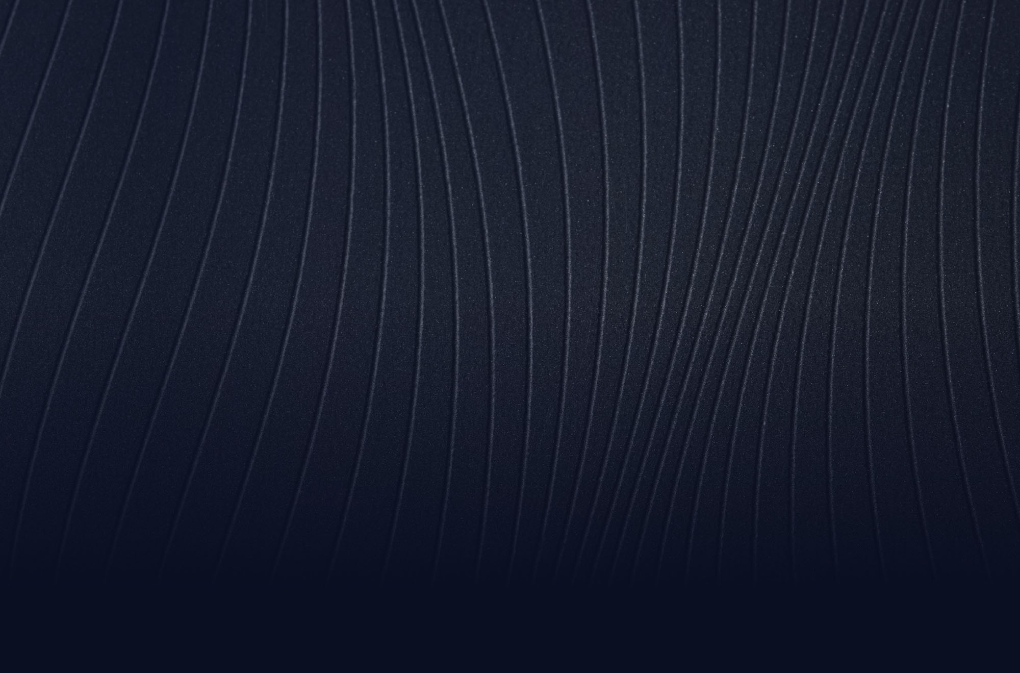 schwarze Kunsstoffoberfläche mit Haptik-Effekt IMD Verfahren Spritzguss