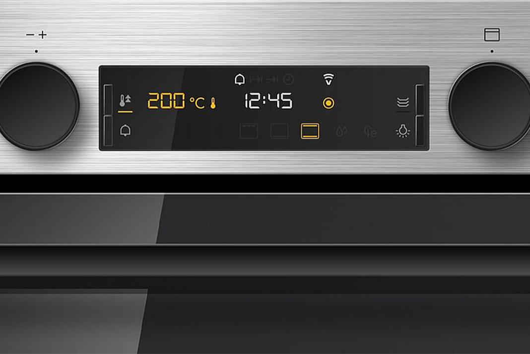 Display Backofen mit Touch Funktion und Smart Surface